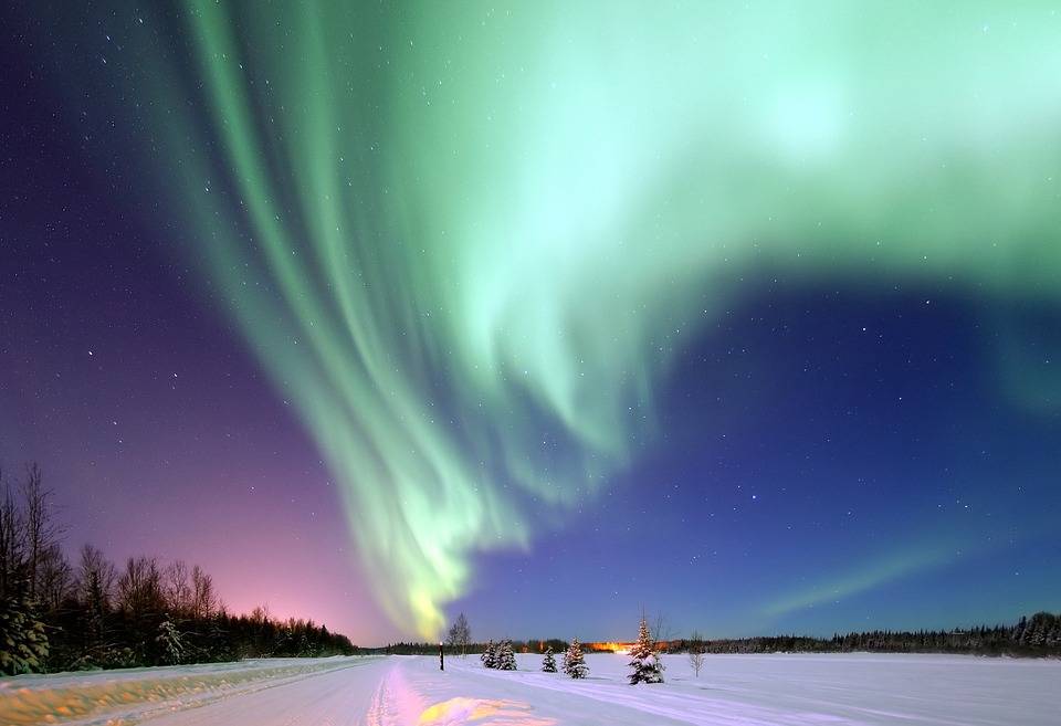 aurora-borealis-1156479_960_720.jpg